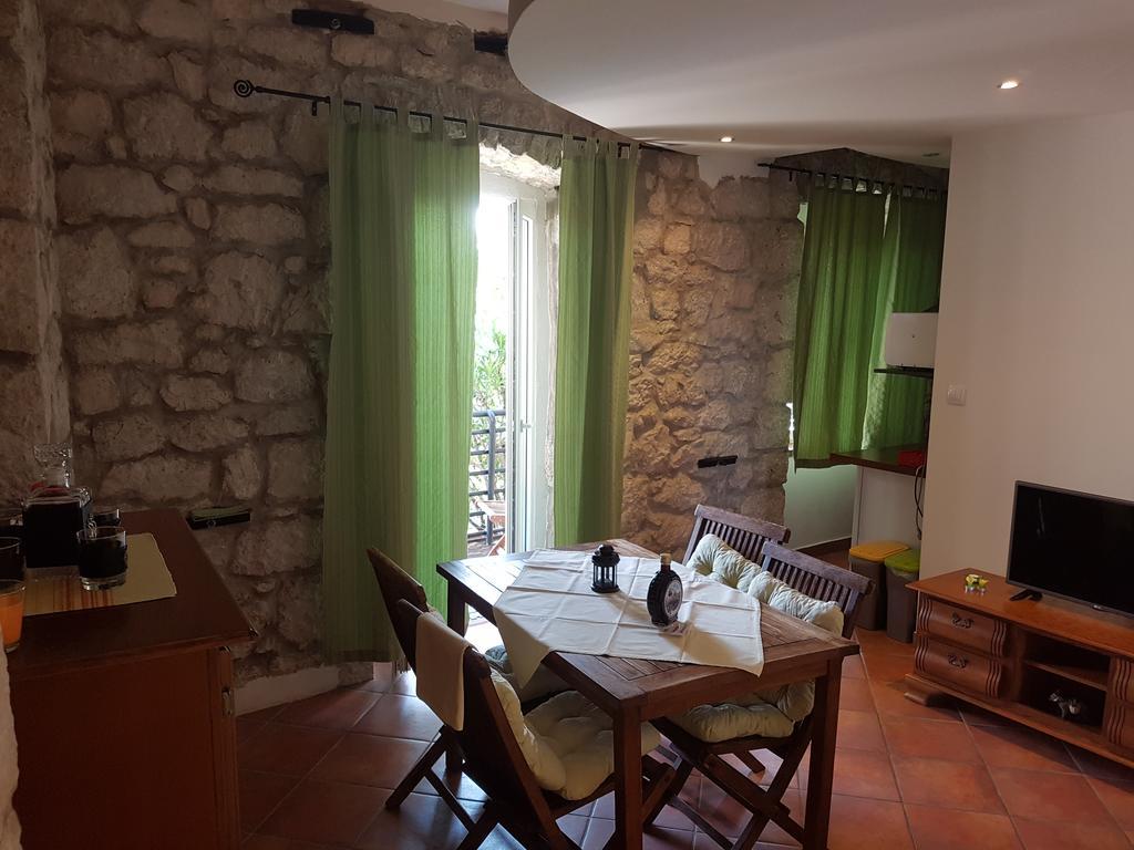Apartments Mirela Градац Екстериор снимка